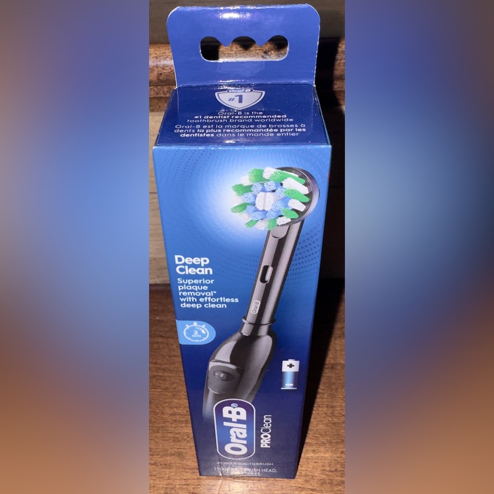 Oral-B ProClean CrossAction, Battery Powered Electric Toothbrush